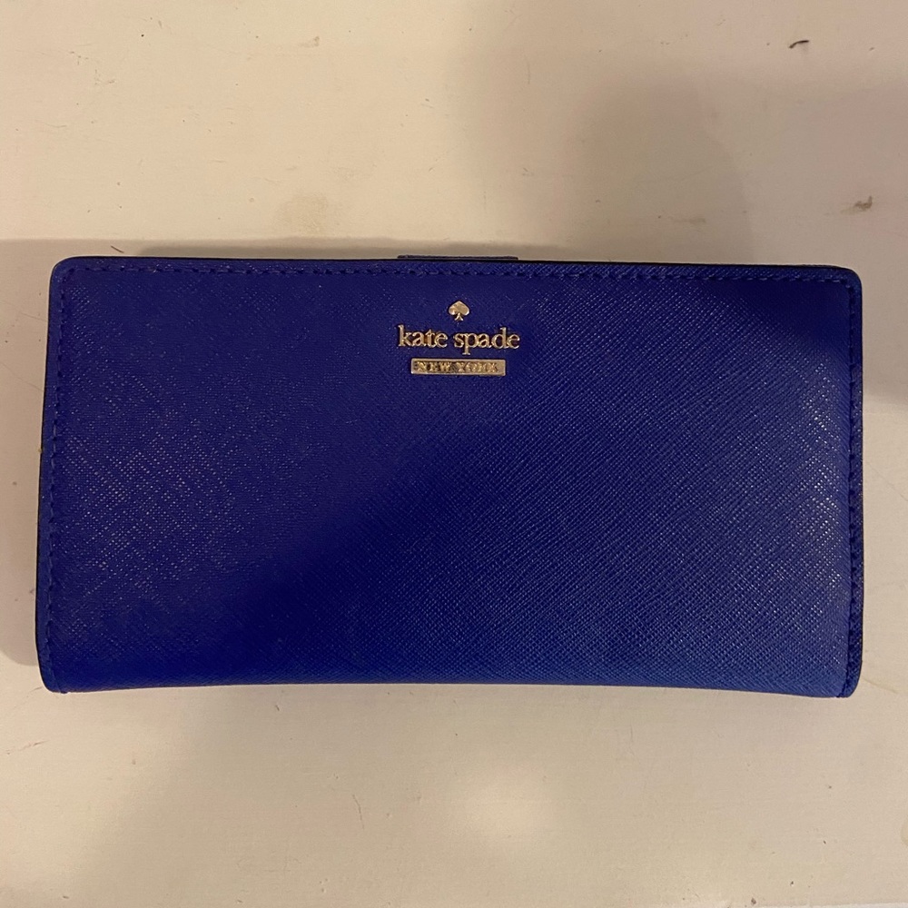 Kate spade wallet.